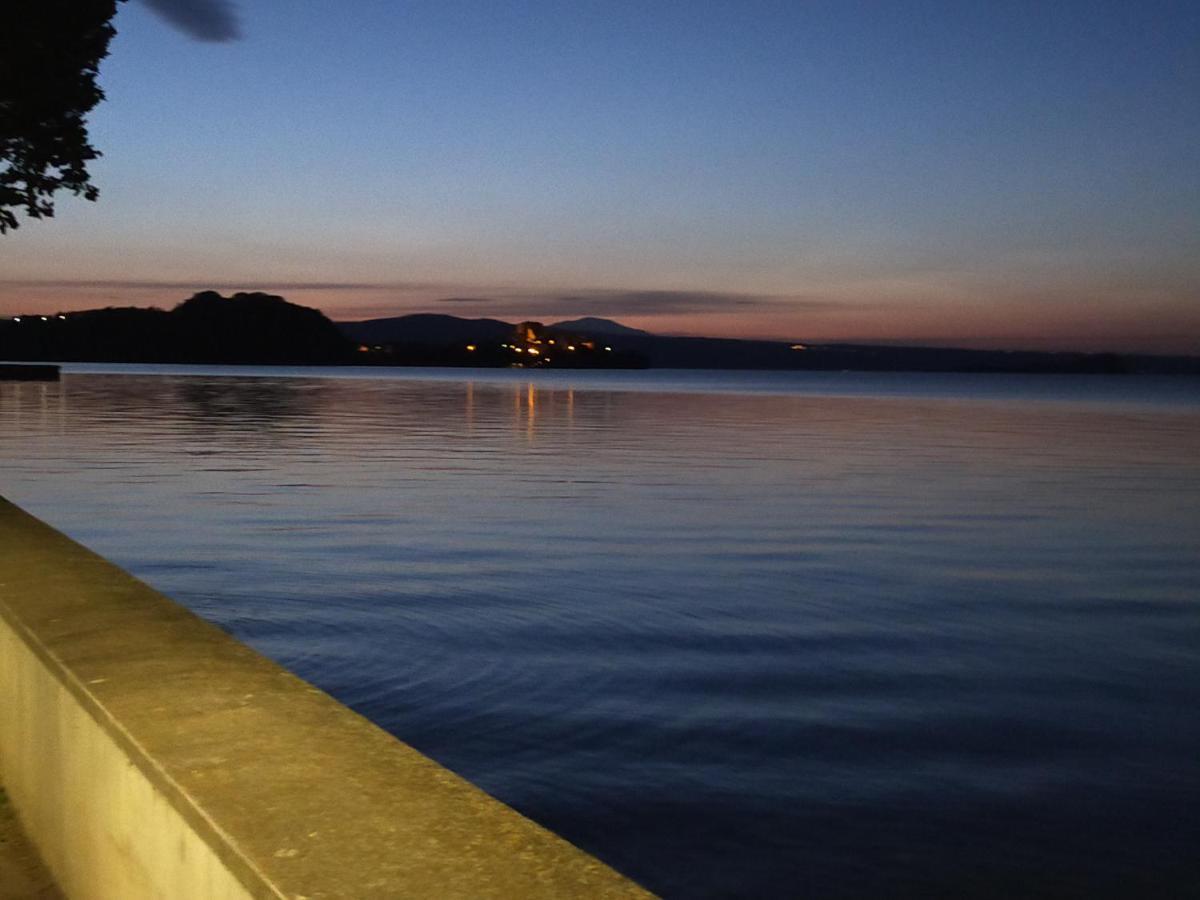 Appartamento A Marta Nel Lago Di Bolsena エクステリア 写真