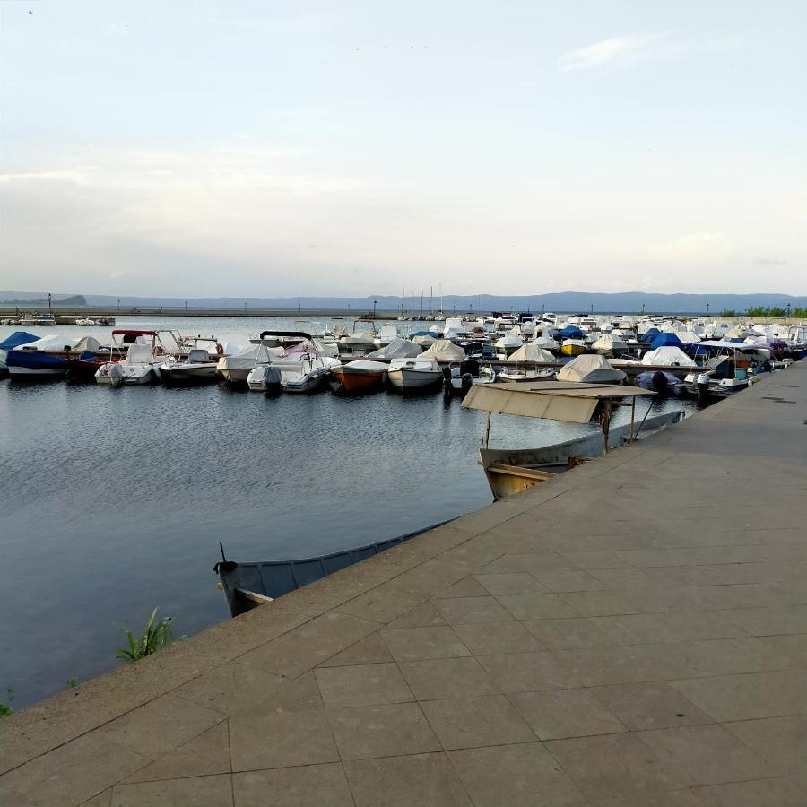 Appartamento A Marta Nel Lago Di Bolsena エクステリア 写真